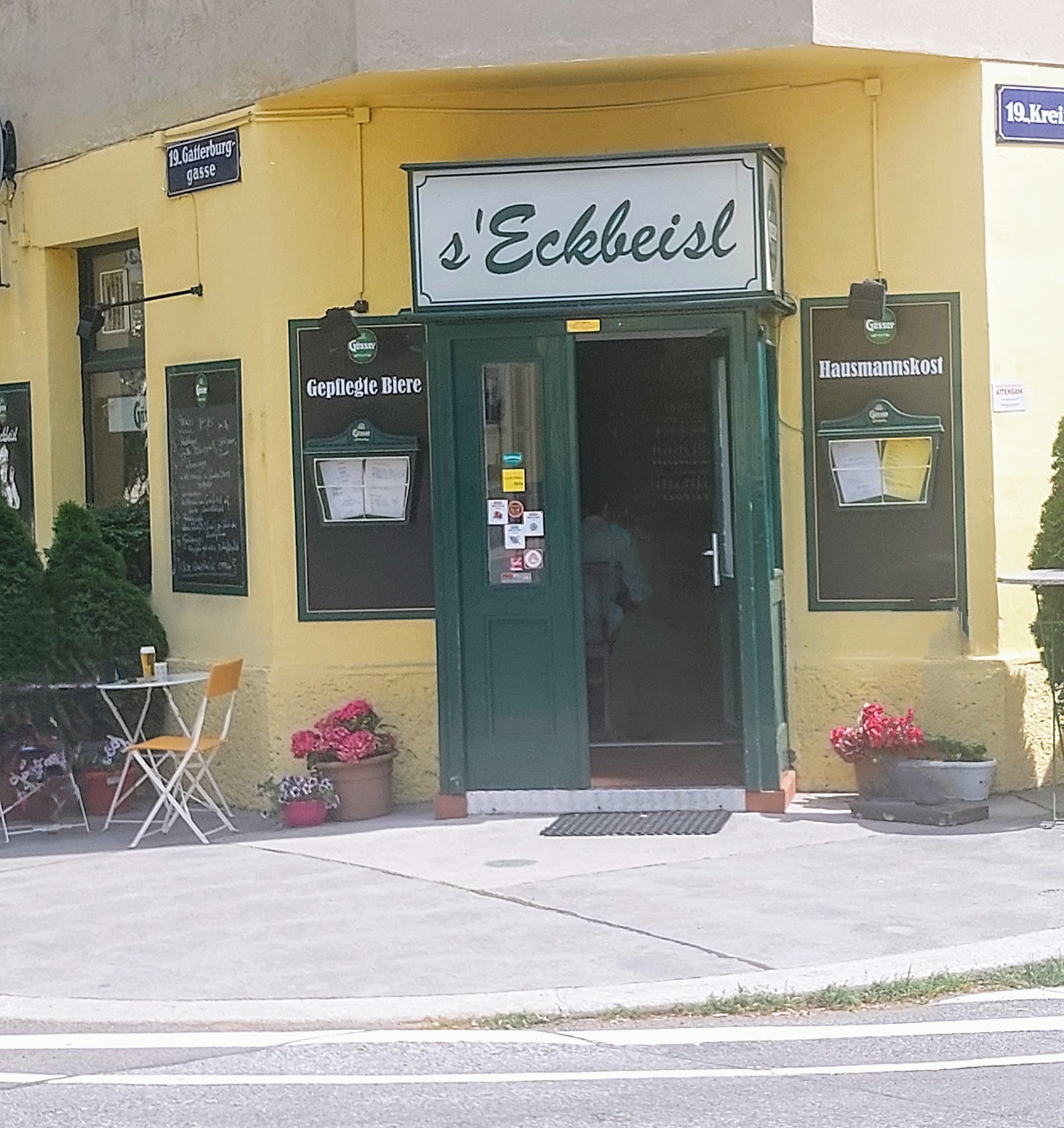 Stammtisch-Ecke im Gasthaus